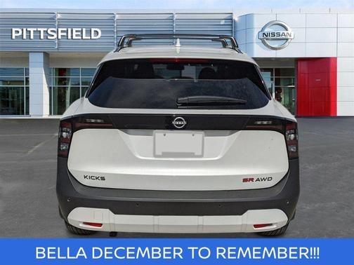 2026 Nissan Kicks SR