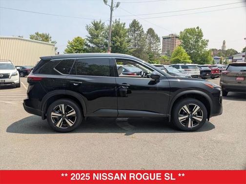 2025 Nissan Rogue SL