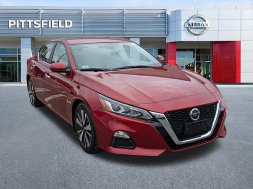 2022 Nissan Altima 2.5 SV