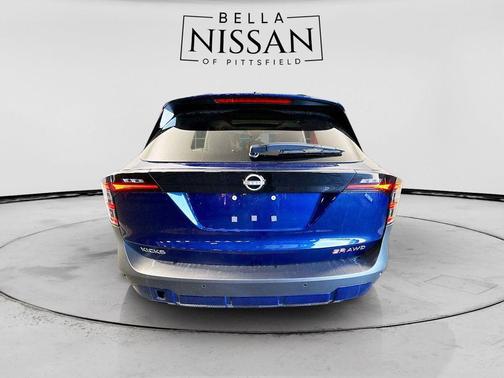 Deep Blue Pearl 2026 Nissan Kicks SR