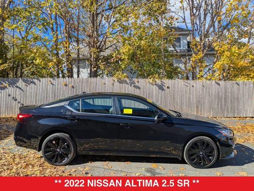 2022 Nissan Altima SR Intelligent AWD