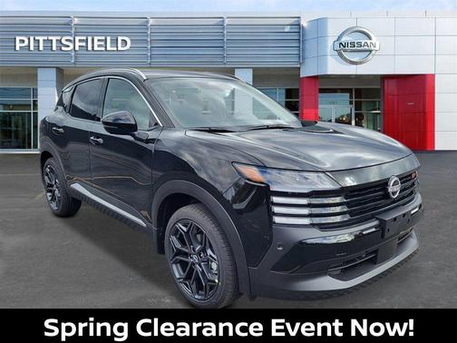 Super Black 2026 Nissan Kicks SR