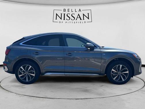 Daytona Gray Pearl Effect 2021 Audi Q5 45 Premium Plus