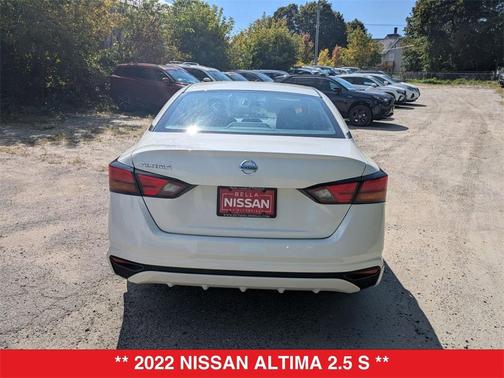 2022 Nissan Altima S FWD