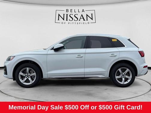 Glacier White Metallic 2021 Audi Q5 45 Premium