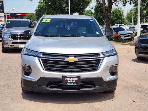 2022 Chevrolet Traverse LS
