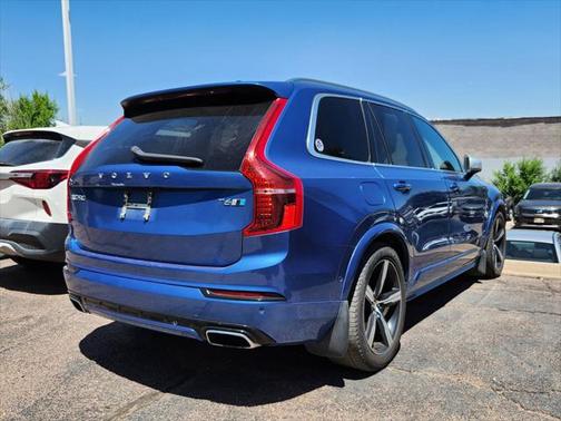 2019 Volvo XC90 T6 R-Design
