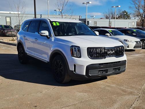 2023 Kia Telluride LX