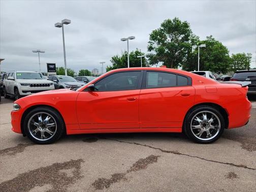 2018 Dodge Charger SXT Plus