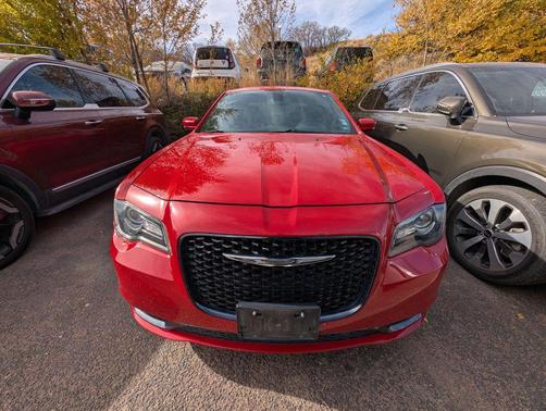 2017 Chrysler 300 S