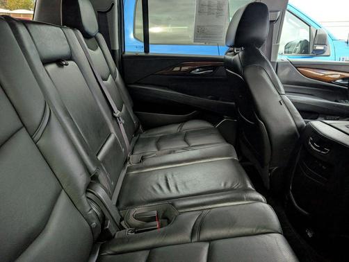 2017 Cadillac Escalade ESV Premium Luxury