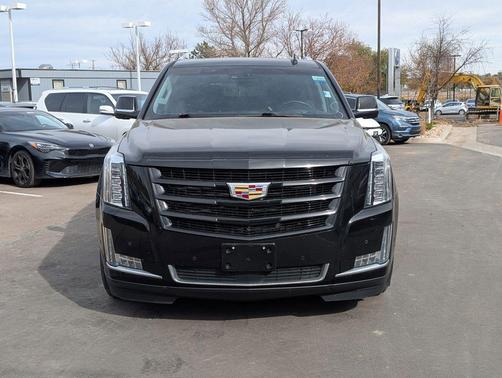 2017 Cadillac Escalade ESV Premium Luxury