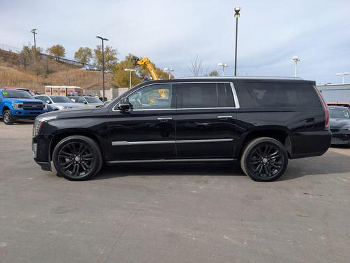 2017 Cadillac Escalade ESV Premium Luxury