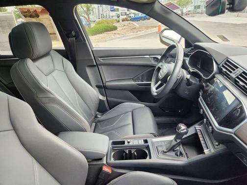 2022 Audi Q3 45 S line Premium Plus