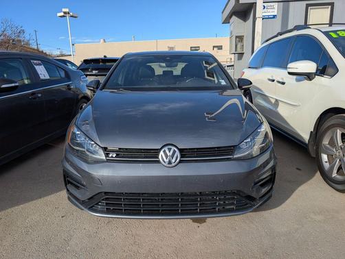 2018 Volkswagen Golf R 2.0T DSG