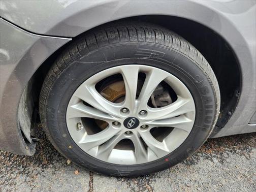 2012 Hyundai SONATA Limited