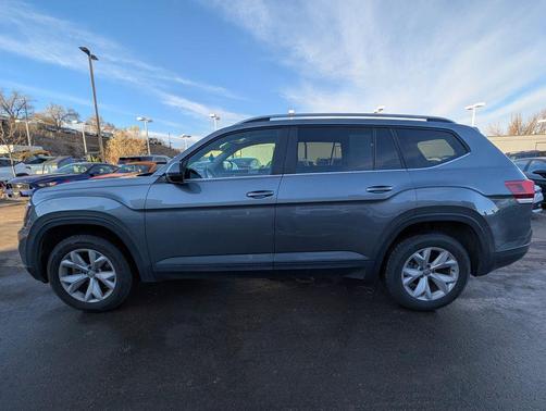 2019 Volkswagen Atlas 3.6L SE w/Technology