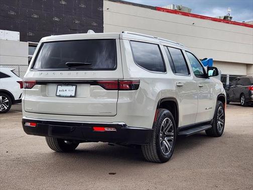 2022 Jeep Wagoneer Series III 4x4