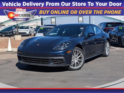 2017 Porsche Panamera 4