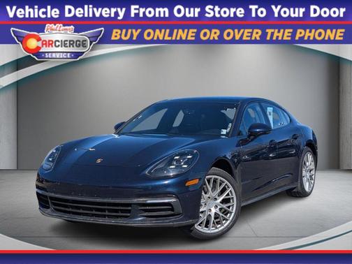 2017 Porsche Panamera 4