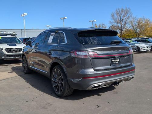 2020 Lincoln Nautilus Reserve