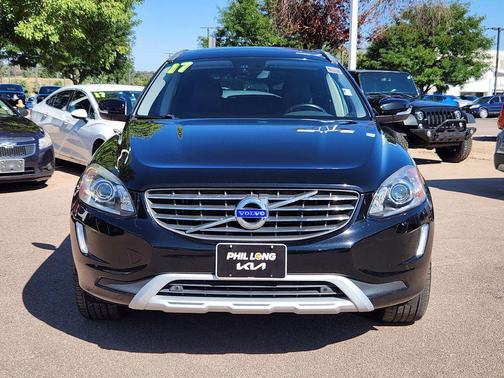 2017 Volvo XC60 T6 Dynamic