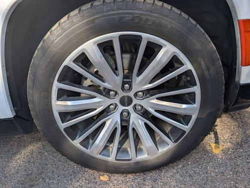 2023 Jeep Grand Wagoneer L Series III 4x4