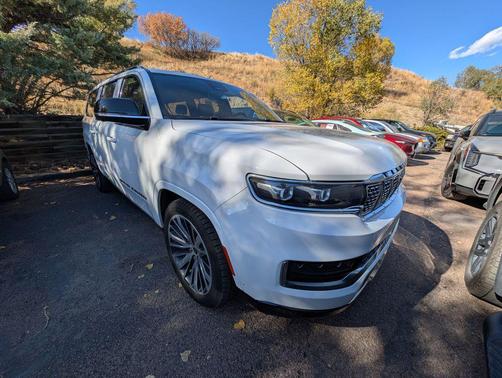 2023 Jeep Grand Wagoneer L Series III 4x4