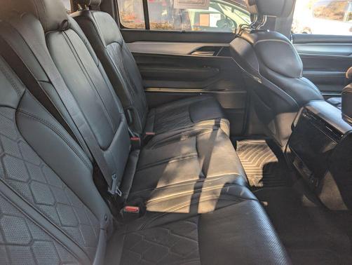 2023 Jeep Grand Wagoneer L Series III 4x4