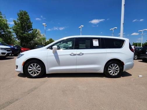 2018 Chrysler Pacifica Touring Plus