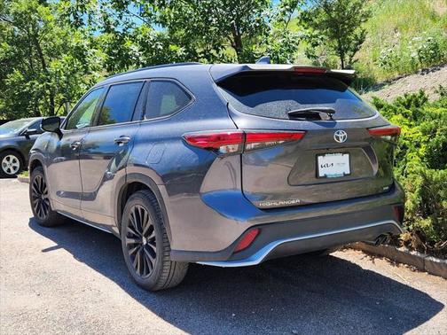 2023 Toyota Highlander XSE