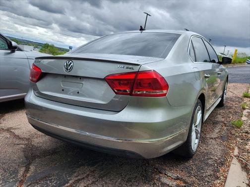 2014 Volkswagen Passat 2.0L TDI DSG SEL Premium