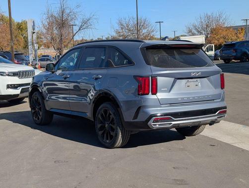 2022 Kia Sorento SX