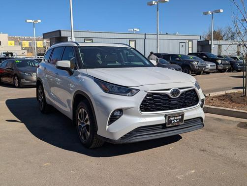 2020 Toyota Highlander XLE