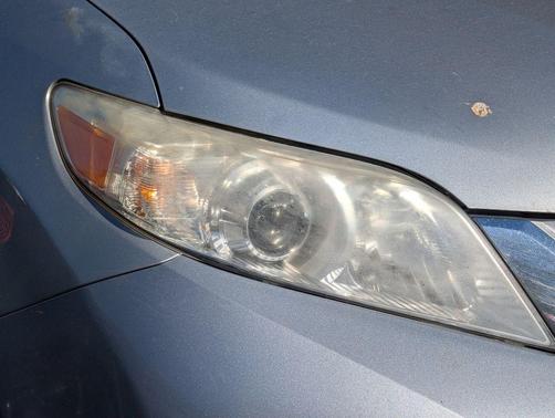 2015 Toyota Sienna LE