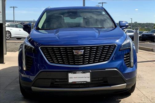 2022 Cadillac XT4 Premium Luxury