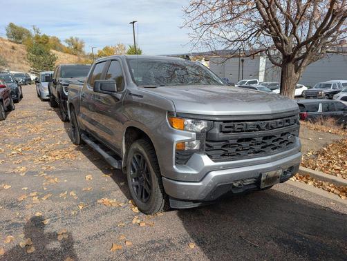 2023 Chevrolet Silverado 1500 Custom