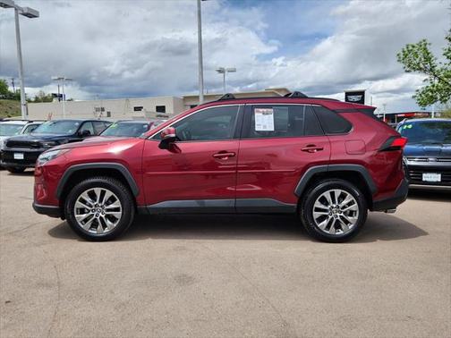 2022 Toyota RAV4 XLE Premium