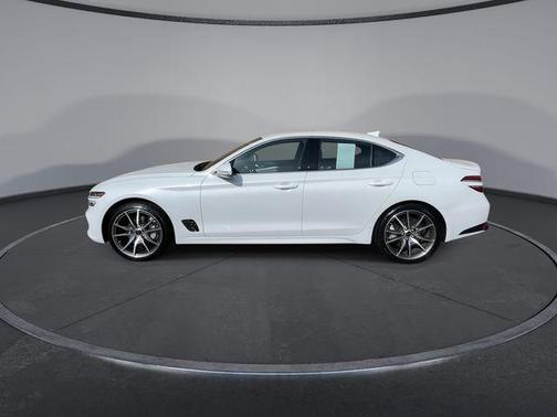 2024 Genesis G70 2.5T