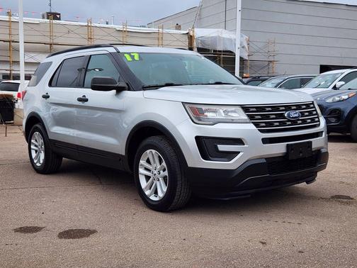 2017 Ford Explorer Base
