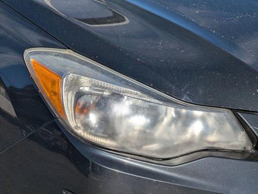2012 Subaru Impreza 2.0i