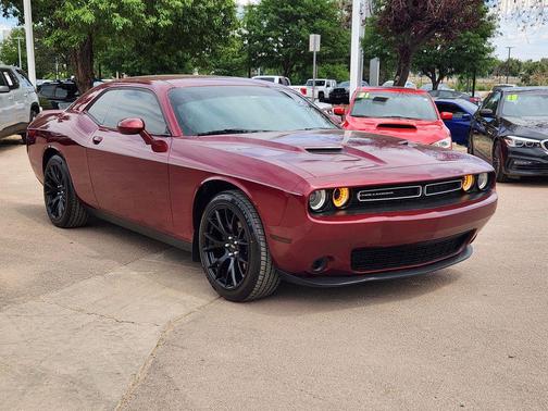 2019 Dodge Challenger SXT