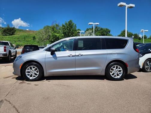 2017 Chrysler Pacifica Touring