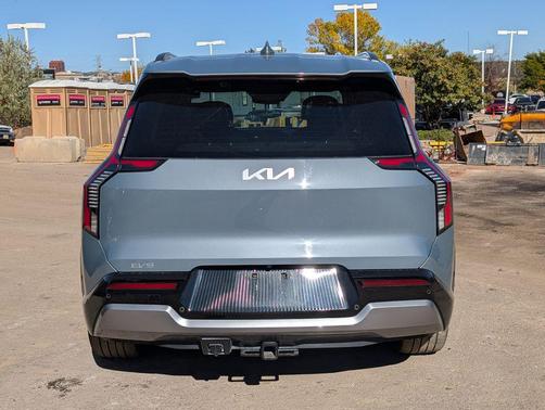 2024 Kia EV9 Land