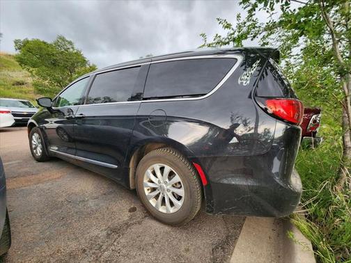 2018 Chrysler Pacifica Touring-L Plus