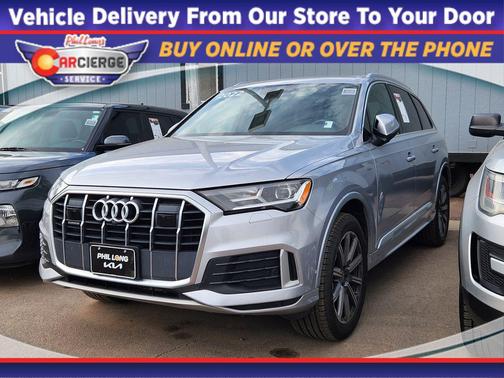 2022 Audi Q7 45 Premium Plus
