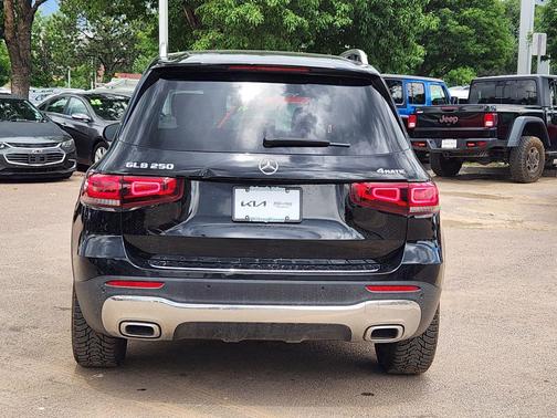 2021 Mercedes-Benz GLB 250 4MATIC
