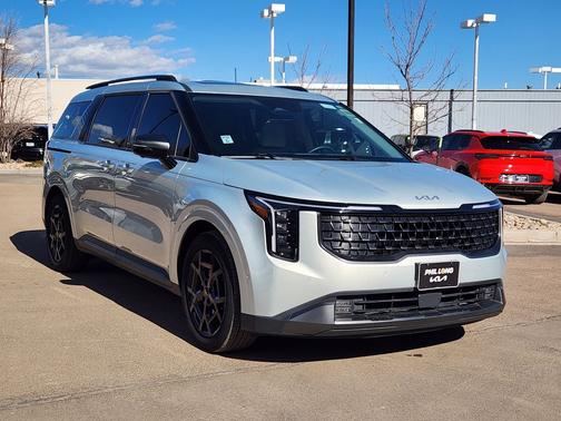 2025 Kia Carnival SX