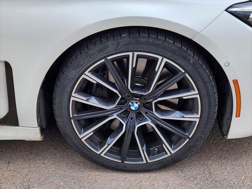 2022 BMW 750 i xDrive