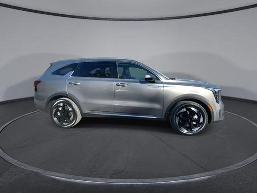 2025 Kia Sorento Hybrid EX